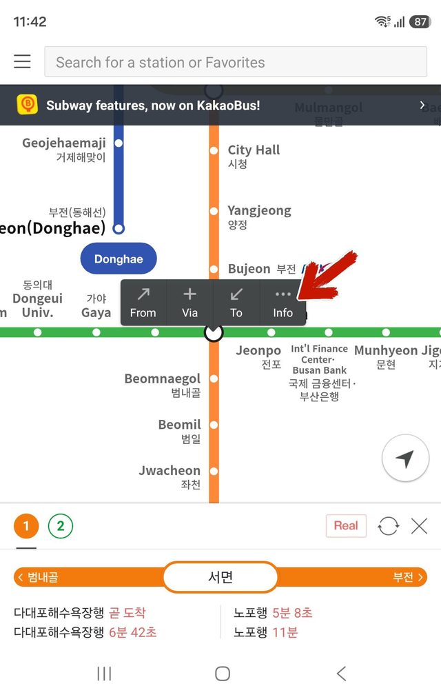 Info popup and real-time arrivals after tapping a station